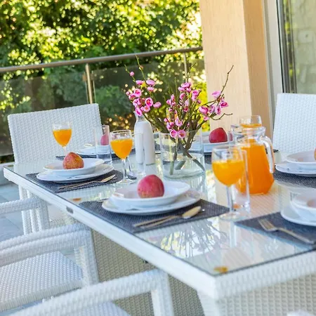 Pandora Beach Front Luxury Villa