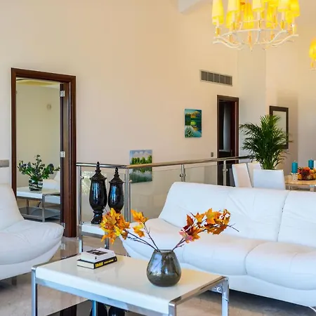 Pandora Beach Front Luxury *
